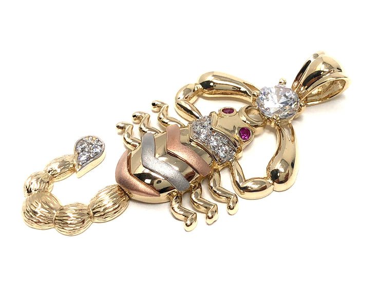 14K Gold CZ Scorpion Charm Pendant with 4.2mm Valentino Star Diamond Cut Chain Necklace