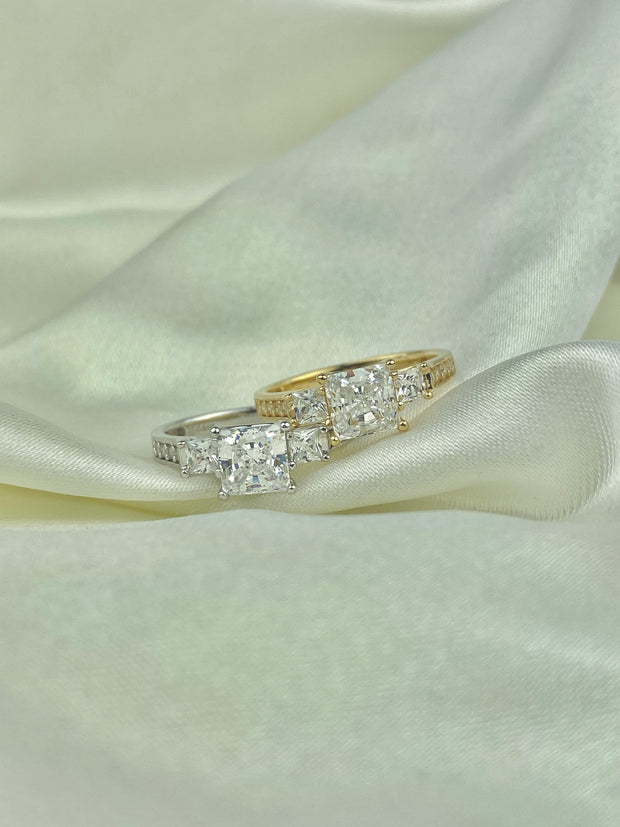 14k yellow gold white gold three stone engagement ring 